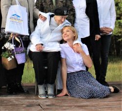 major Kowalewska na spotkaniu w Łęgu Osieku