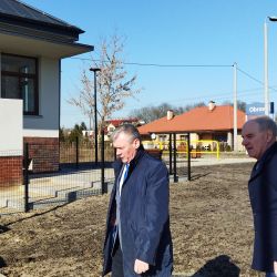 wyremonowany budynek po stacji PKP  Obrowie