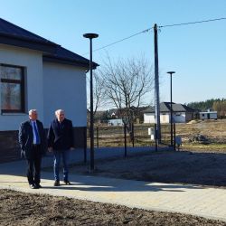 wyremonowany budynek po stacji PKP  Obrowie