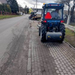 Pozimowe sprzątanie dróg