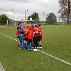 Piłka nożna chłopców klas VI i młodszych - 7.10.2023r.