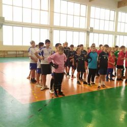 Gminna halowa piłka nożna chłopców klas 6 i młodszych.