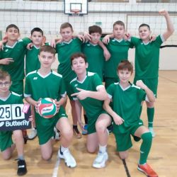 Gminna mini siatkówka chłopców klas 6 i młodszych.