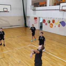 Gminna mini siatkówka chłopców klas 6 i młodszych.