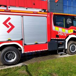 OSP w Osieku nad Wisłą otrzymała nowy, ciężki wóz gaśniczo-ratowniczy
