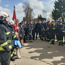 Uroczyste przekazanie i poświęcenie wozu strażackiego OSP Osiek nad Wisłą