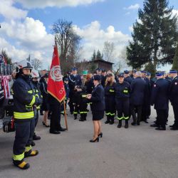 Uroczyste przekazanie i poświęcenie wozu strażackiego OSP Osiek nad Wisłą