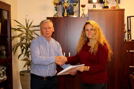 Nowa kierownik SPZOZ w Dobrzejewicach Pani Karolina Welka z Wójtem Gminy Obrowo Andrzejem Wieczyńskim .