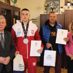 Borys Damrath wicemistrz świata w formule Kick Light Juniorów