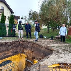 Prace związane z budową kanalizacji sanitarnej Szembekowie