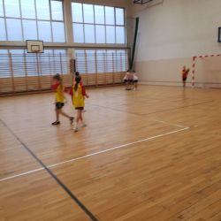 Halowa piłka nożna klas 6 i młodszych szkół podstawowych gminy Obrowo