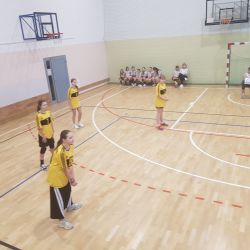 4-rki piłki siatkowej dziewcząt i chłopców klas 6 i młodszych gminy Obrowo