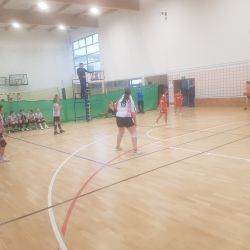 4-rki piłki siatkowej dziewcząt i chłopców klas 6 i młodszych gminy Obrowo