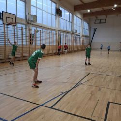 4-rki piłki siatkowej dziewcząt i chłopców klas 6 i młodszych gminy Obrowo