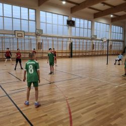 4-rki piłki siatkowej dziewcząt i chłopców klas 6 i młodszych gminy Obrowo