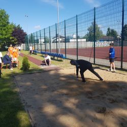 Zawody lekkoatletyczne dziewcząt i chłopców