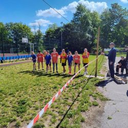 Zawody lekkoatletyczne dziewcząt i chłopców