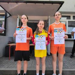 Zawody lekkoatletyczne dziewcząt i chłopców