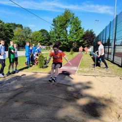 Zawody lekkoatletyczne dziewcząt i chłopców