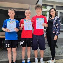 Zawody lekkoatletyczne dziewcząt i chłopców