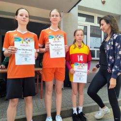 Zawody lekkoatletyczne dziewcząt i chłopców