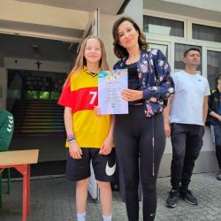 Zawody lekkoatletyczne dziewcząt i chłopców