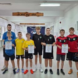 Drużynowy tenis stołowy dziewcząt i chłopców