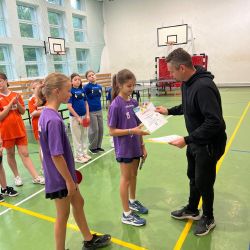 Drużynowy tenis stołowy dziewcząt i chłopców