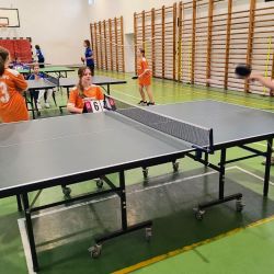 Drużynowy tenis stołowy dziewcząt i chłopców