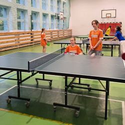Drużynowy tenis stołowy dziewcząt i chłopców