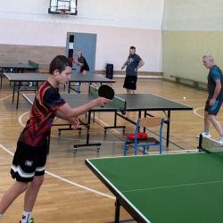 Pierwszy turniej tenisa stołowego dorosłych