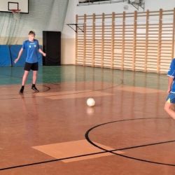 Halowa piłka nożna chłopców kl. 7-8