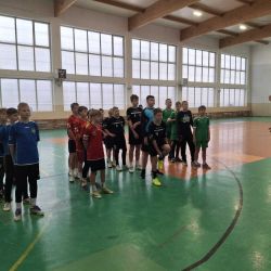 Halowa piłka nożna dziewcząt i chłopców klas 5-6