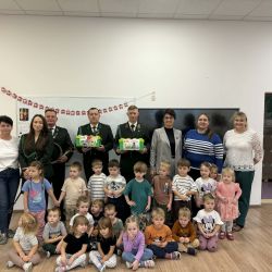 Spotkanie z myśliwymi z Koła Łowieckiego „Zlot" z Torunia w Przedszkolu Samorządowym w Osieku nad Wisłą