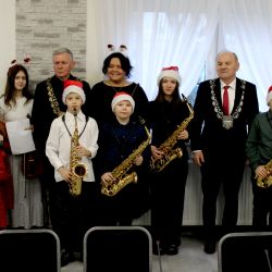 Występ dzieci z Publicznej Szkoły Muzycznej I stopnia im. Katarzyny Cąbrowskiej w Osieku nad Wisłą