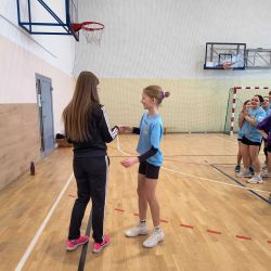 Mini piłka siatkowa klas 6 i młodszych