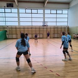 Mini piłka siatkowa klas 6 i młodszych