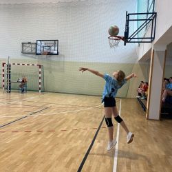 Mini piłka siatkowa klas 6 i młodszych