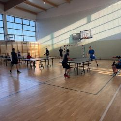 Czwarty turniej tenisa stołowego dorosłych