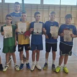 Indywidualny tenis stołowy dziewcząt i chłopców