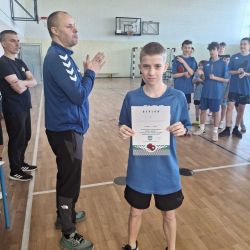 Indywidualny tenis stołowy dziewcząt i chłopców