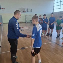 Indywidualny tenis stołowy dziewcząt i chłopców