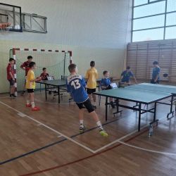 Indywidualny tenis stołowy dziewcząt i chłopców