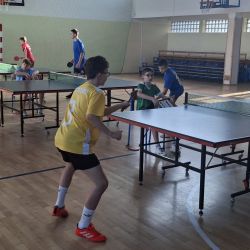 Indywidualny tenis stołowy dziewcząt i chłopców