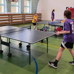 Indywidualny tenis stołowy dziewcząt i chłopców