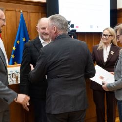 Odbiór dwóch umów o dofinansowanie projektów w ramach programu regionalnego „Fundusze Europejskie dla Kujaw i Pomorza