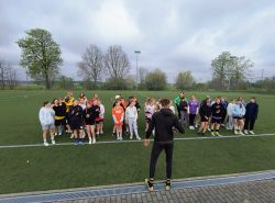 Piłka nożna dziewcząt kl. 7-8 oraz kl. 6 i młodszych IMG-20260426-WA0000