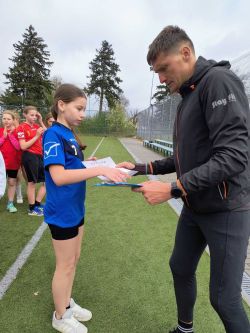 Piłka nożna dziewcząt kl. 7-8 oraz kl. 6 i młodszych IMG-20260425-WA0005