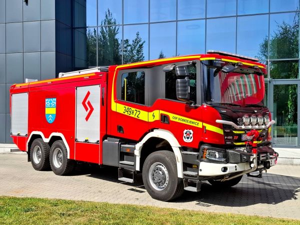 Ciężki samochód ratowniczo-gaśniczy dla OSP Dobrzejewice