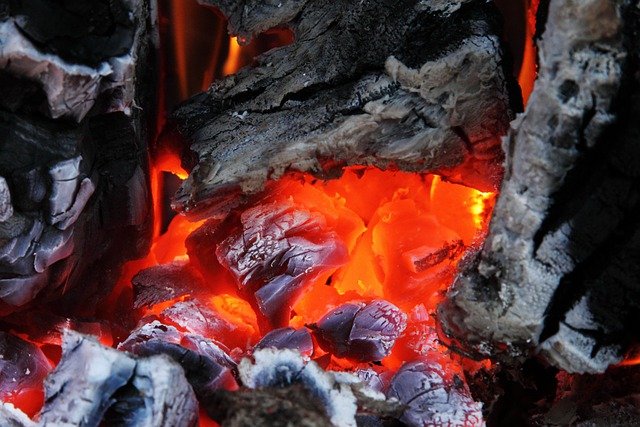 Nasi mieszkańcy złożyli już ponad 3 500 wniosków o dodatek węglowy